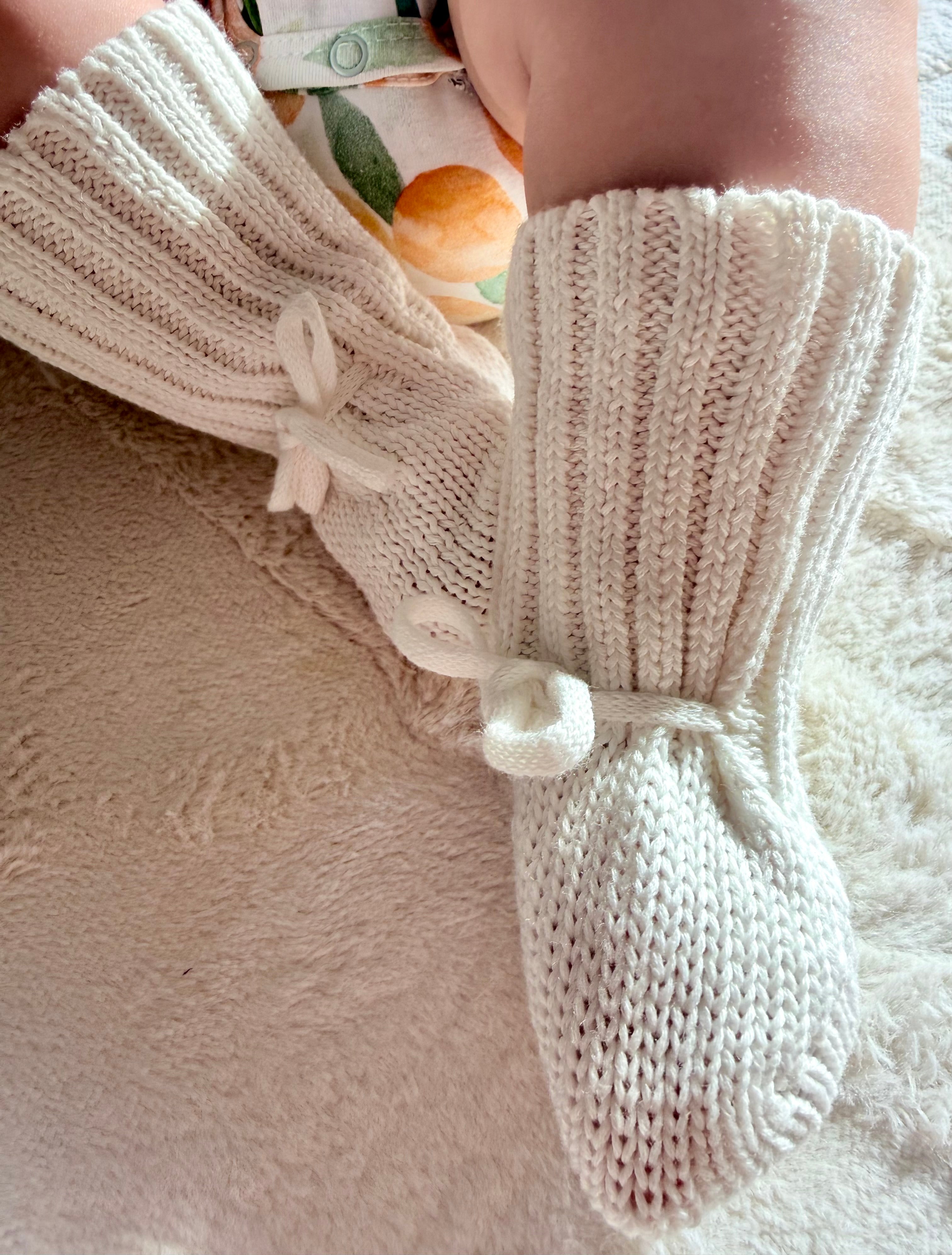 KNIT BOOTIES | MILKY